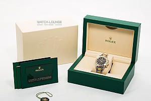 06557_watchlounge_lo.jpg