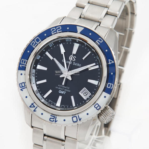 SBGJ237-Grand-Seiko-Sport-Collection-GMT-perfect-condition-box-papers